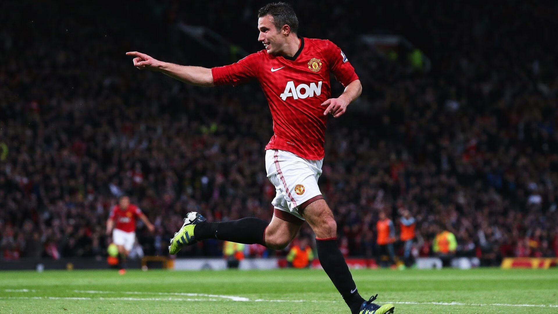 开云体育入口-绿白风暴下的东方密钥，贝蒂斯窒息战术中，久保建英的奥运宣言